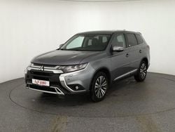 Grau Gebraucht 2020 Mitsubishi Outlander SUV | 25.890 € (Teuer)