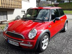 Rot Gebraucht 2002 Mini ONE Kleinwagen | 2.400 € (Teuer)
