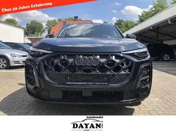 Schwarz Neu 2025 Audi Q5 S-Line SUV | 86.600 €