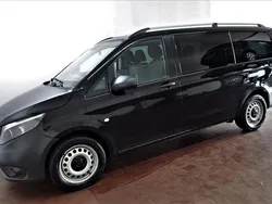 Obsidianschwarz Gebraucht 2020 Mercedes Vito Van / Kleinbus | 27.999 € (Fairer Preis)