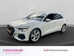 Gletscherweiß metallic Gebraucht 2018 Audi S3 Sport Limousine | 41.980 €