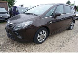 Braun Gebraucht 2015 Opel Zafira Tourer OPC Van / Kleinbus | 6.950 € (Teuer)