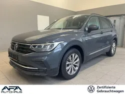 Delfingrau metallic Gebraucht 2020 VW Tiguan Life SUV | 24.450 € (Fairer Preis)