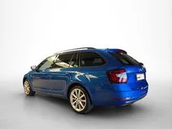 Blau Gebraucht 2020 Skoda Octavia Soleil Kombi | 16.990 € (Superpreis)