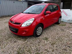 Rot Gebraucht 2011 Hyundai i20 Edition Limousine | 2.990 € (Superpreis)