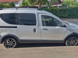 Silber Gebraucht 2016 Dacia Dokker Stepway Van | 7.999 € (Guter Preis)