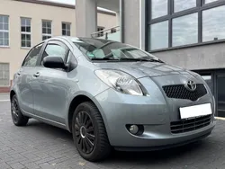 Grau Gebraucht 2009 Toyota Yaris Kleinwagen | 3.500 € (Fairer Preis)