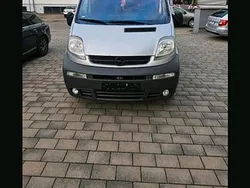 Silber Gebraucht 2005 Opel Vivaro Van | 4.850 € (Fairer Preis)