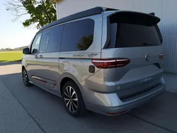Monosilber metallic da... Neu 2025 VW T7 Edition Van | 65.440 € (Fairer Preis)