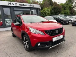 Rot Gebraucht 2017 Peugeot 2008 Allure GT-Line SUV | 9.990 € (Fairer Preis)