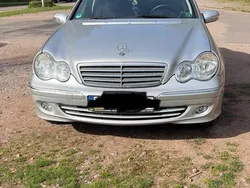 Silber Gebraucht 2005 Mercedes C180 Limousine | 2.000 € (Fairer Preis)