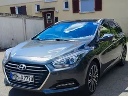 Grau Gebraucht 2016 Hyundai i40 Premium Kombi | 12.300 € (Guter Preis)