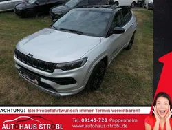 Grau Gebraucht 2022 Jeep Compass SUV | 22.350 € (Fairer Preis)