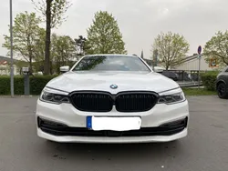 Weiß Gebraucht 2020 BMW 530 Sport Line Kombi | 30.100 € (Superpreis)