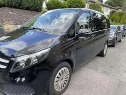 Schwarz Gebraucht 2021 Mercedes V220 Van / Kleinbus | 37.750 € (Superpreis)