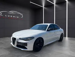Weiß Gebraucht 2017 Alfa Romeo Giulia Super Limousine | 16.950 € (Guter Preis)