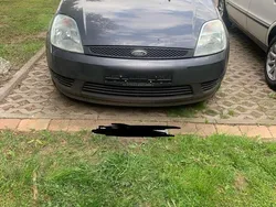 Grau Gebraucht 2003 Ford Fiesta Kleinwagen | 1.750 € (Fairer Preis)