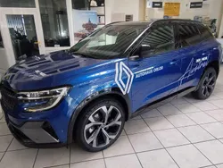 Blau rqh + schwarz gne Gebraucht 2024 Renault Austral Techno Esprit Alpine SUV | 39.990 € (Teuer)