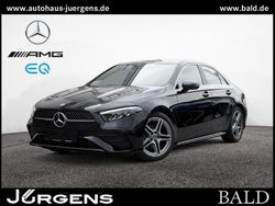 Nachtschwarz Gebraucht 2024 Mercedes A200 AMG Limousine | 33.690 € (Fairer Preis)