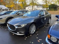 Neu 2025 Mazda 3 Exclusive-Line | 27.391 €