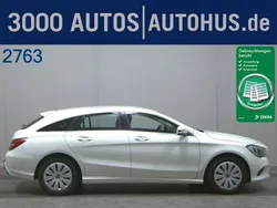 Weiß Gebraucht 2017 Mercedes CLA180 Limousine | 9.890 € (Superpreis)