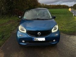 Blau Gebraucht 2015 Smart ForFour Kleinwagen | 6.399 € (Fairer Preis)