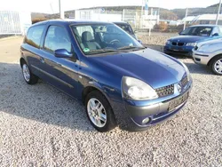 Blau metallic Gebraucht 2003 Renault Clio II Authentique Limousine | 2.100 €
