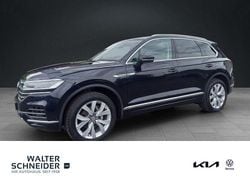 Moonlight blue perleffekt (metallic) Gebraucht 2020 VW Touareg Atmosphere SUV | 43.450 € (Superpreis)