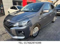 Grau Gebraucht 2022 Mitsubishi Space Star Select Limousine | 9.900 € (Fairer Preis)