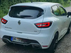 Weiß Gebraucht 2018 Renault Clio IV Trophy Limousine | 15.000 € (Fairer Preis)