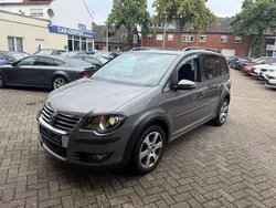 Grau Gebraucht 2009 VW Touran Cross Van / Kleinbus | 7.999 € (Fairer Preis)