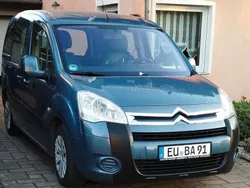 Blau Gebraucht 2009 Citroën Berlingo Exclusive Van / Kleinbus | 4.900 € (Fairer Preis)
