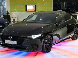 Jet black Gebraucht 2021 Mazda 3 Selection Limousine | 20.950 €