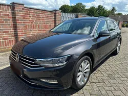 Gebraucht 2022 VW Passat Kombi | 19.900 € (Guter Preis)
