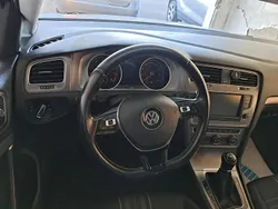 Silber Gebraucht 2016 VW Golf VII Limousine | 13.000 € (Fairer Preis)