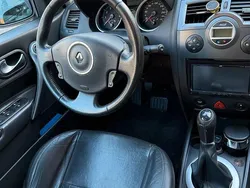 Silber Gebraucht 2006 Renault Mégane Cabriolet Cabrio | 2.950 €