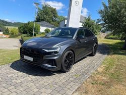 Grau Gebraucht 2021 Audi Q8 Ambiente SUV | 71.400 € (Teuer)