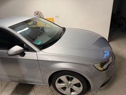 Silber Gebraucht 2014 Audi A3 Ambition Limousine | 11.000 € (Guter Preis)