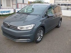 Grau Neu 2025 VW Touran Comfortline Van / Kleinbus | 38.800 €