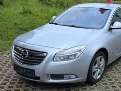 Silber Gebraucht 2009 Opel Insignia Limousine | 3.999 € (Guter Preis)