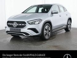 Lack hightechsilber Gebraucht 2024 Mercedes GLA180 Progressive SUV | 37.850 € (Fairer Preis)