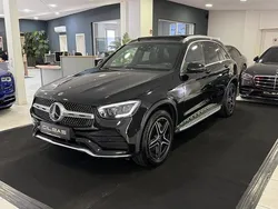 Schwarz Gebraucht 2020 Mercedes GLC300e AMG line Limousine | 41.900 € (Etwas zu teuer)