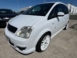 Weiß Gebraucht 2010 Opel Meriva Edition Van / Kleinbus | 3.999 € (Fairer Preis)