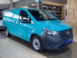 Grün Gebraucht 2021 Mercedes Vito Van / Kleinbus | 16.900 €