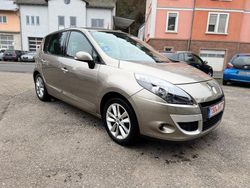 Gold Gebraucht 2009 Renault Scénic III Luxe Van / Kleinbus | 5.900 € (Fairer Preis)