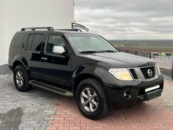 Schwarz Gebraucht 2012 Nissan Pathfinder SE SUV | 17.900 € (Fairer Preis)