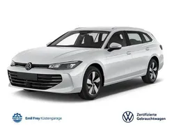 Weiß Gebraucht 2025 VW Passat Business Kombi | 36.990 € (Guter Preis)