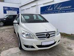 Weiß Gebraucht 2010 Mercedes 180 Limousine | 6.750 € (Fairer Preis)
