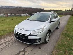 Grau Gebraucht 2012 Renault Mégane GrandTour Expression Kombi | 3.990 € (Fairer Preis)