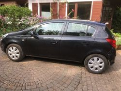 Schwarz Gebraucht 2012 Opel Corsa Edition Kleinwagen | 6.500 € (Etwas zu teuer)